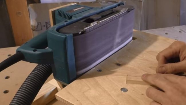 How to Use a Belt Sander 4
