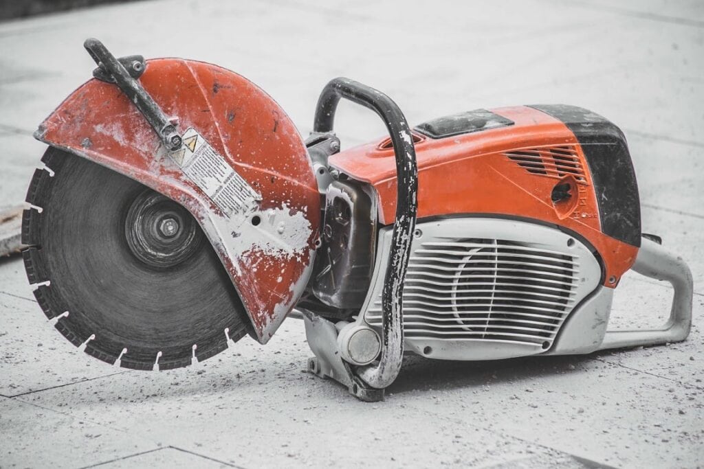 7 Ways On How To Use a Concrete Saw 2024 Guide